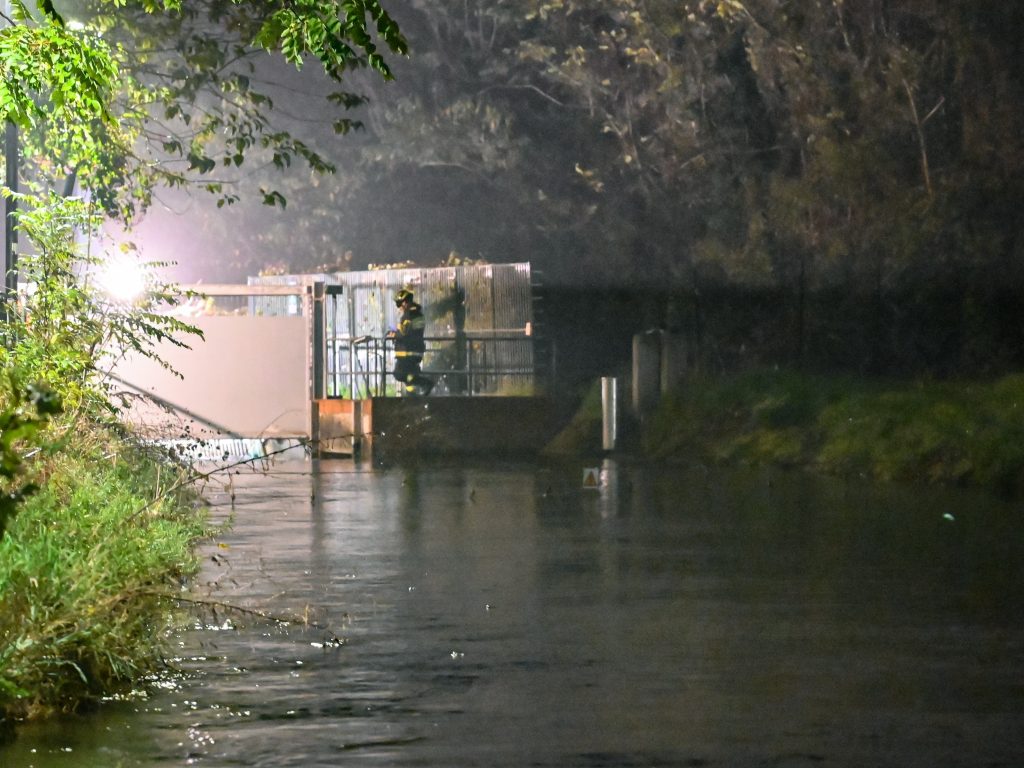 Ricerche canale Villoresi: il presidio dei vigili del fuoco a Monza