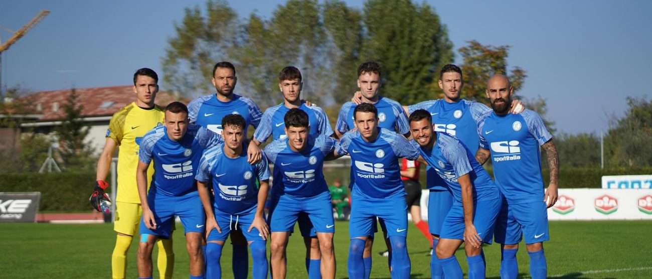 Calcio Folgore Caratese a Desenzano