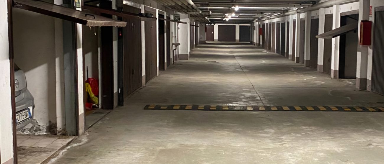 Garage di Vimercate derubati