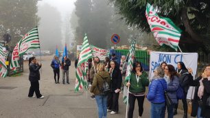 Limbiate presidio lavoratori