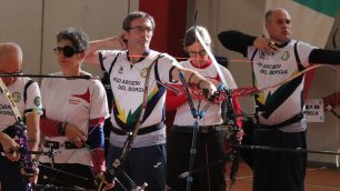 Tiro con l'arco tre arcieri del Borgia di Usmate Velate e due della Polisportiva Besanese 2024