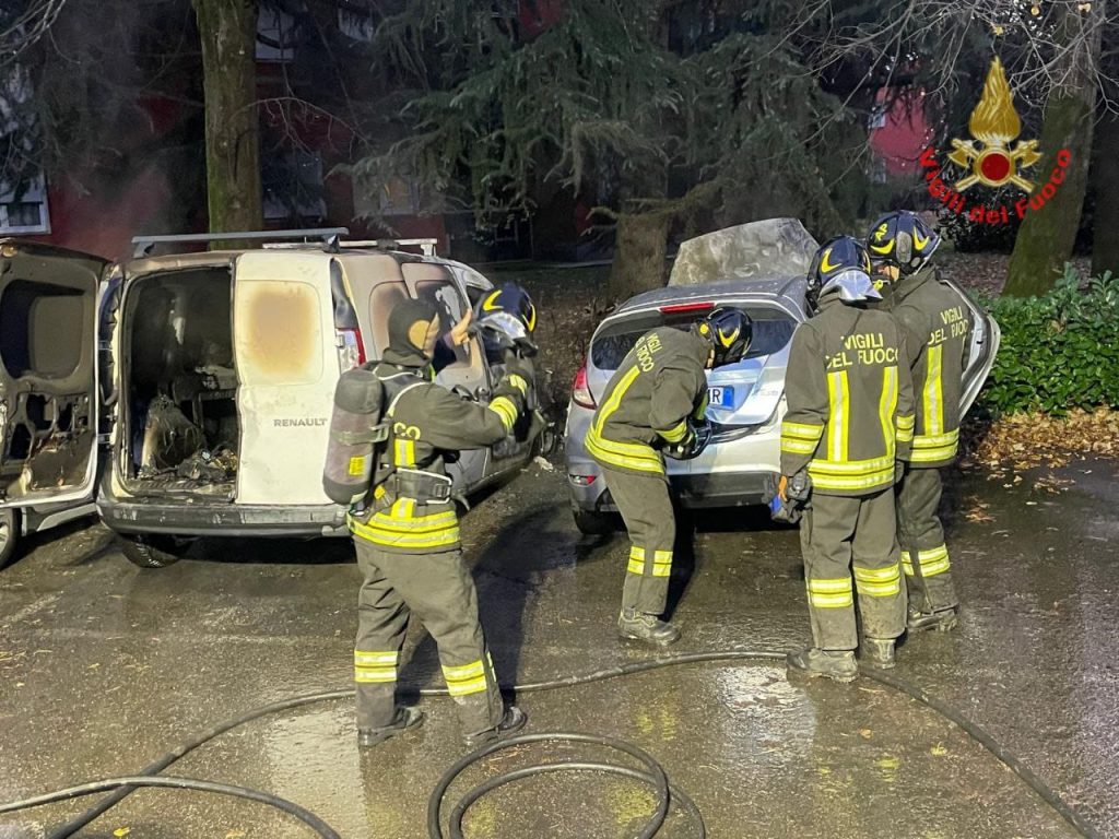 I vigili del fuoco a Burago Molgora