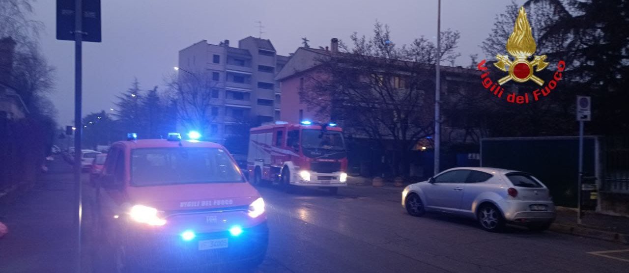 Il luogo dell'incendio a Monza