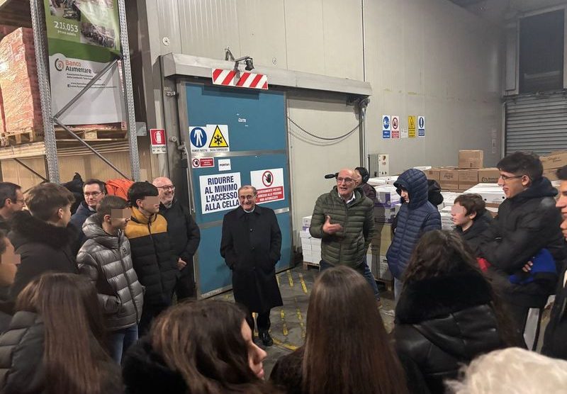 Muggiò Banco Alimentare visita Monsignor Delpini