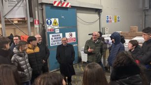 Muggiò Banco Alimentare visita Monsignor Delpini