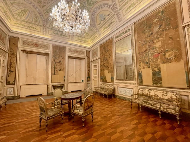 La sala degli Uccelli alla Villa reale di Monza