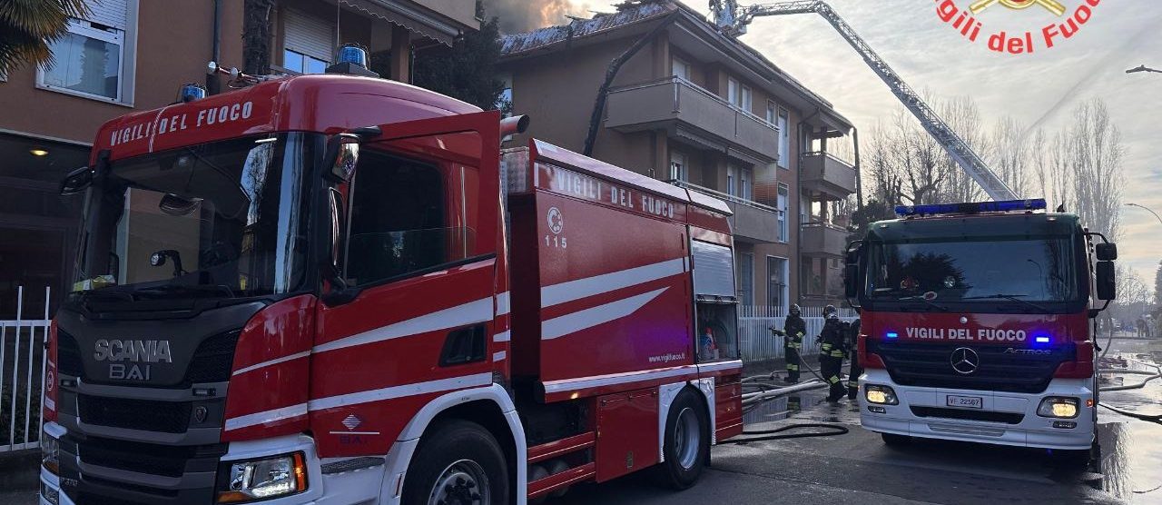 Concorezzo Incendio via Don Girotti - foto Vigili del Fuoco
