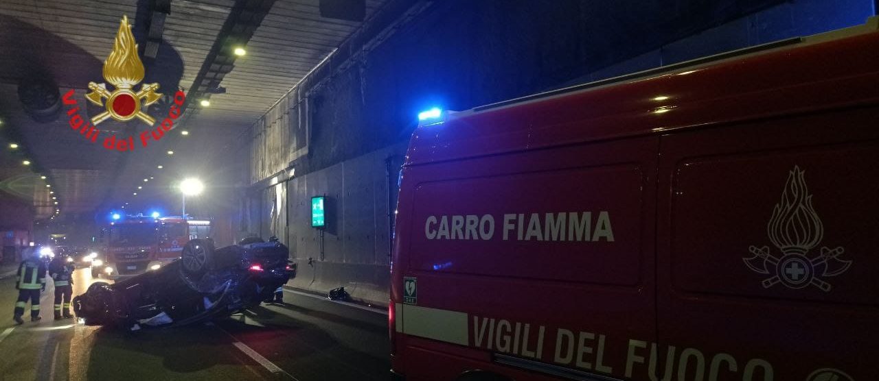 Vigili del fuoco Monza incidente galleria ss36