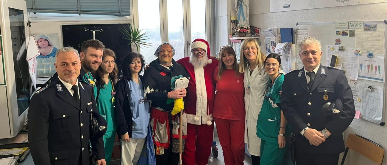 Befana Polizia penitenziaria feste regali Pediatria ospedale Desio