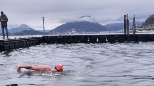 Seveso nuoto acque gelide Enzo Favoino