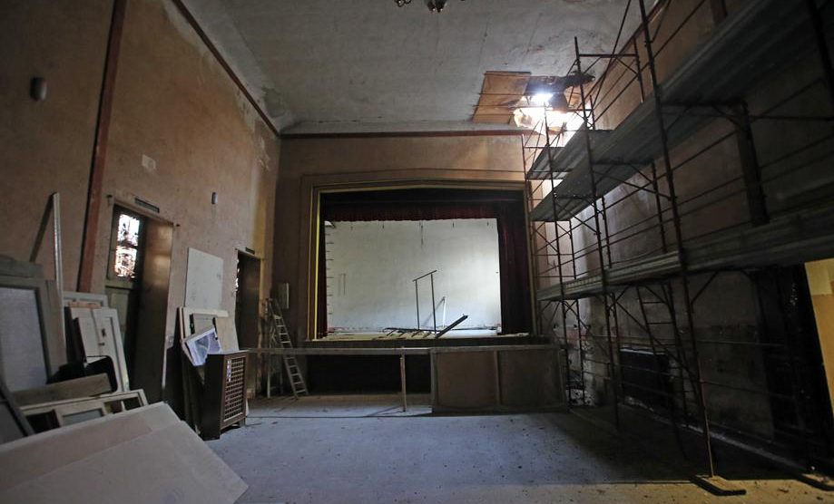 Monza Teatro Cederna