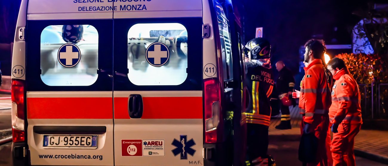 Briosco incendio tetto vigili del fuoco