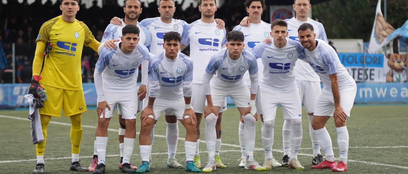Calcio Folgore Caratese contro Ospitaletto