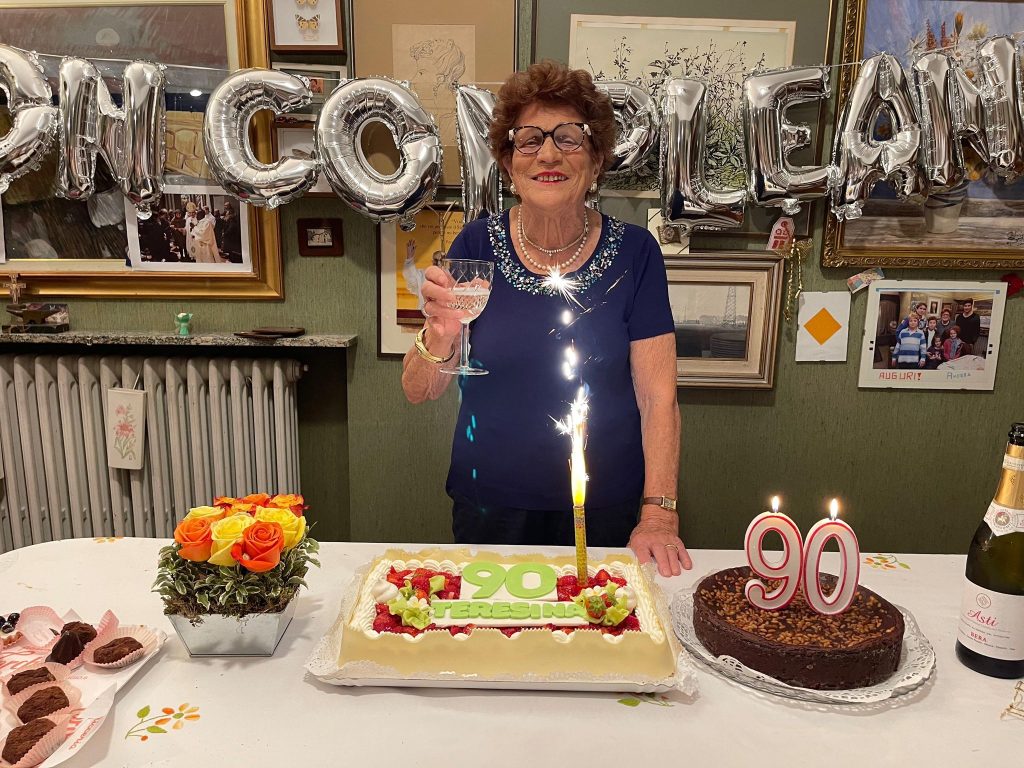 La festa per i 90 anni di Teresina Mariani Sala, nel 2023