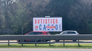 Facciavista campagna Autistico Monza