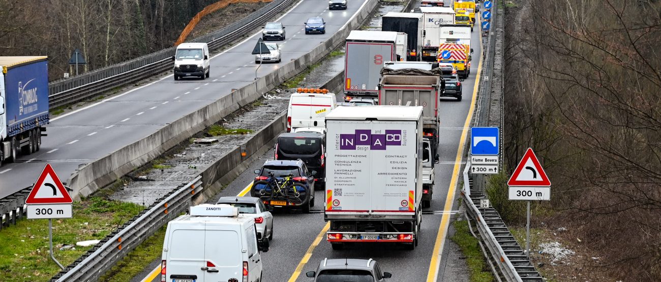 Statale 36 incidente Capriano Biosco coda nord