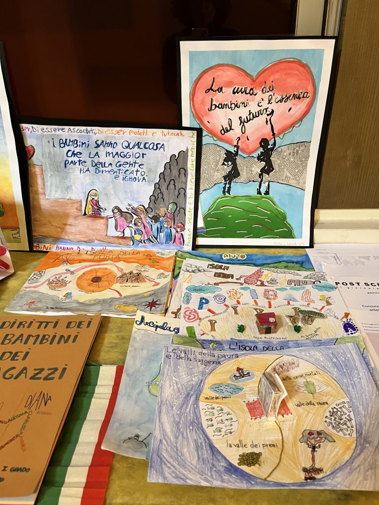 Monza Concorso letterario scuole 60 anni Mamma Rita