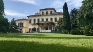 Arcore mostra con 25 opere confiscate in Villa Borromeo