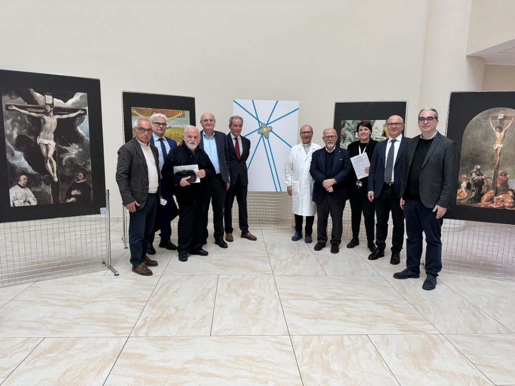 Monza Mostra all’Irccs per il nuovo santo Carlo Acutis