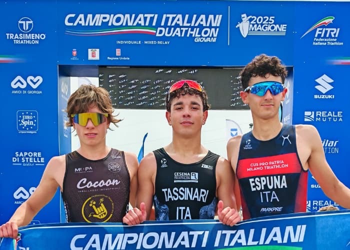 Lissone Triathlon Campionato italiani giovani 2025 primo da sinistra Giacomo Giorgini