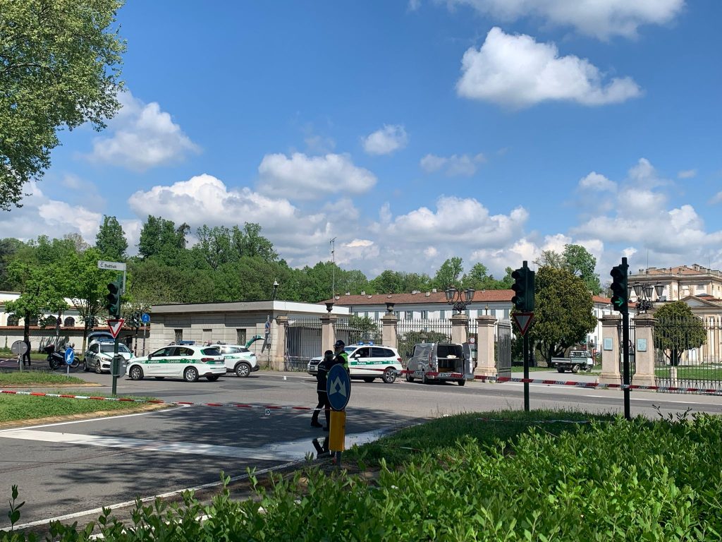 Monza incidente ciclista investito Villa Reale