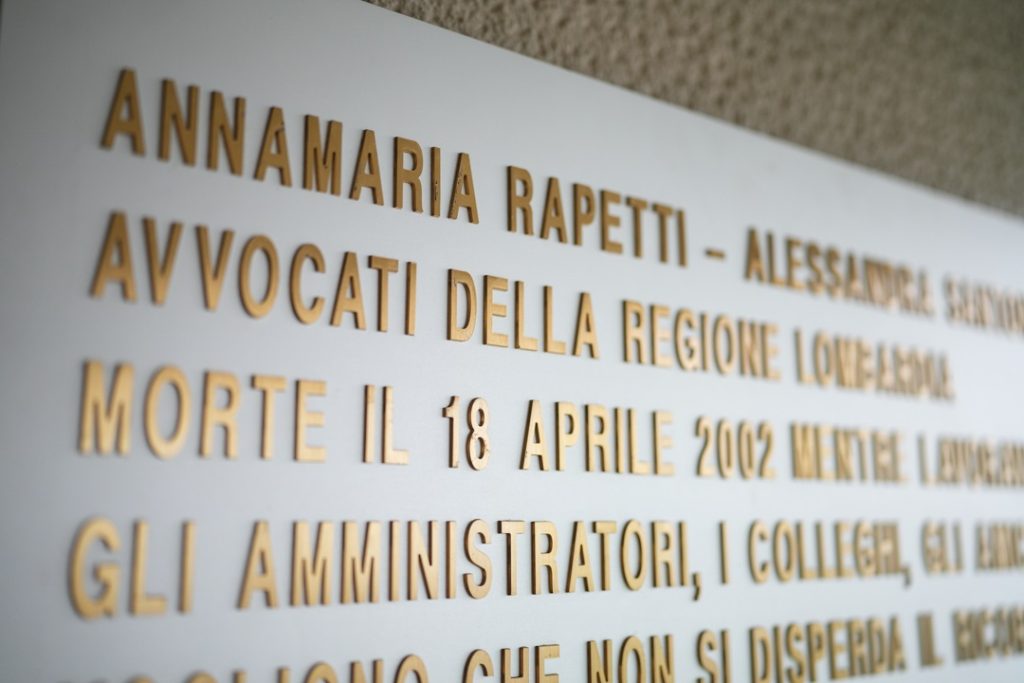 Regione Lombardia commemorazione incidente 18 aprile 2002 aereo contro Pirellone: tra le vittime la monzese Anna Maria Rapetti, avvocato - foto LNews