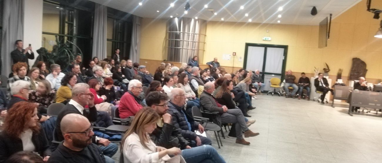 Nova Milanese consiglio comunale aperto scuole