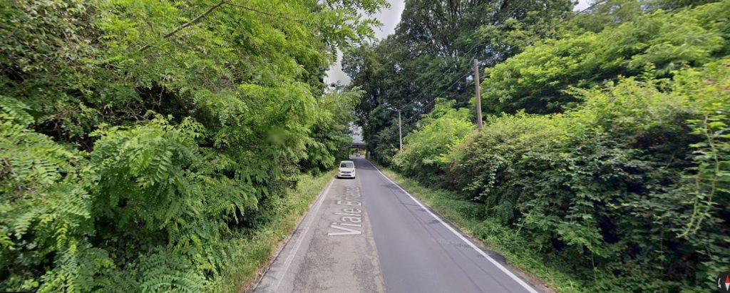 Arcore viale Brianza i direzione Camparada in estate - foto Google Maps 2023