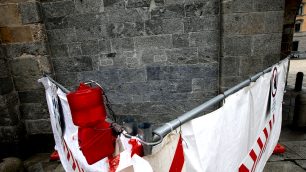 La parete dell'arengario dopo la prima fase di restauro