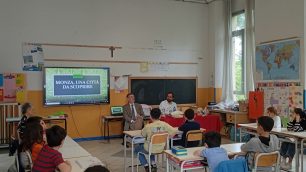Monza scuola Dante sindaco Pilotto