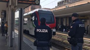Monza Polizia di Stato rapine sui treni
