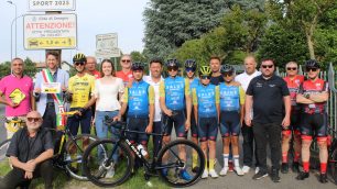 Seregno cartelli stradali sicurezza ciclisti
