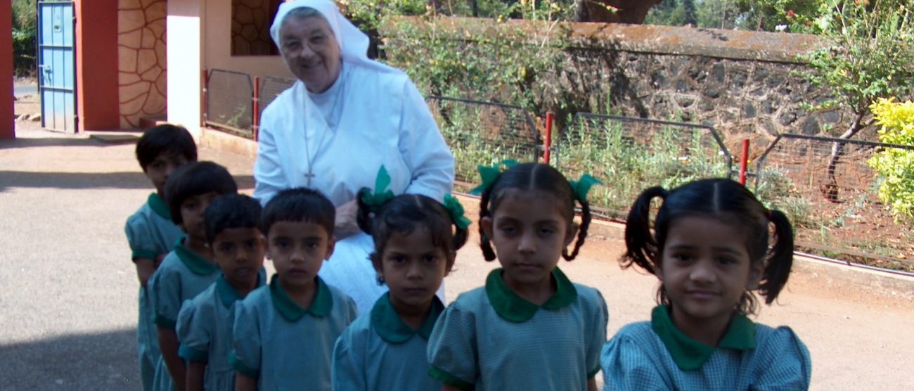 Seregno Auxilium India ventennale