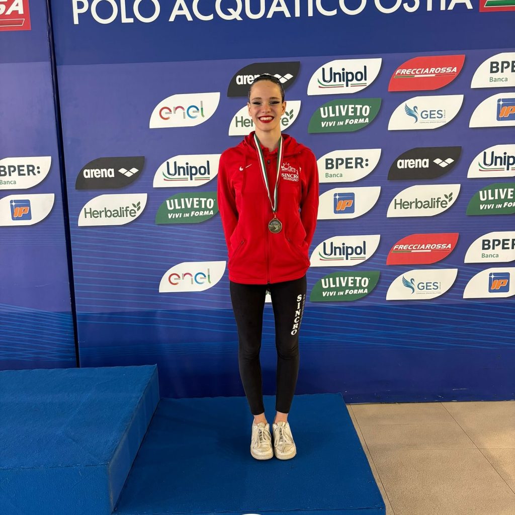 Seregno nuoto artistico Pollini Lara a Ostia 2025