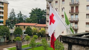Villasanta Croce rossa Bandiera Comune