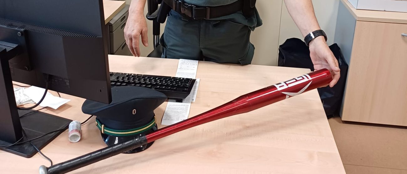 La mazza trovata nell'auto del 50enne sevesino