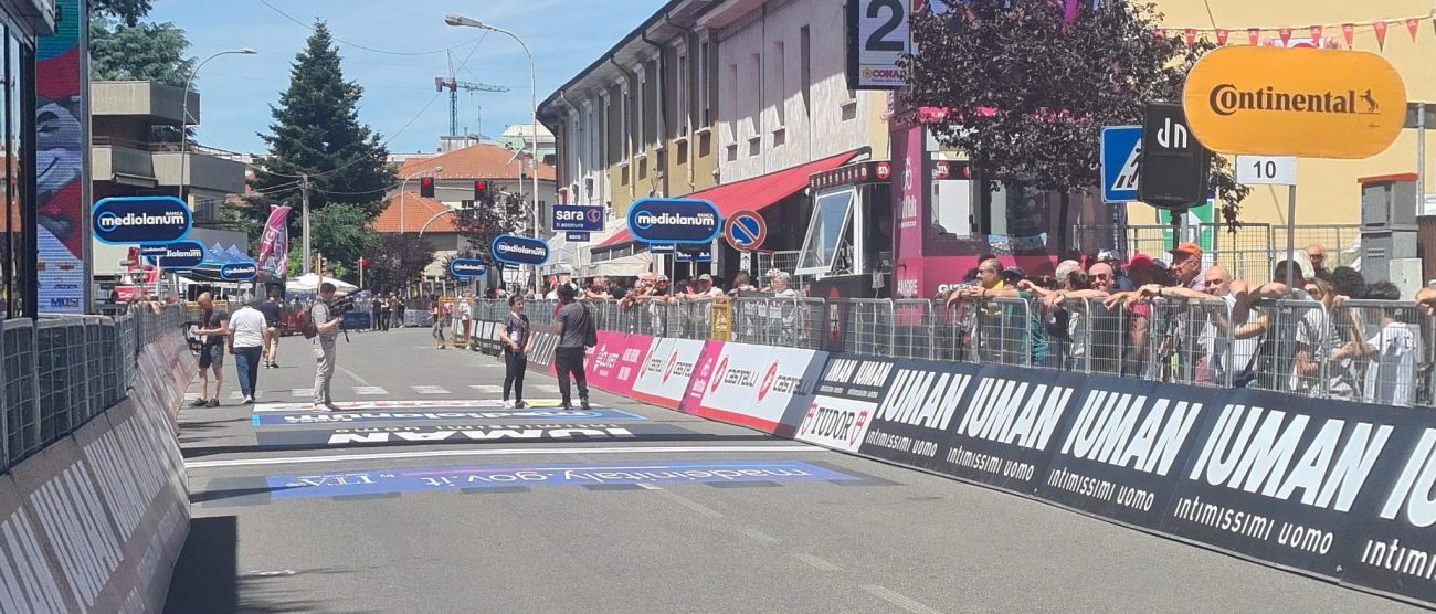 Il Giro d'Italia arriva a Cesano