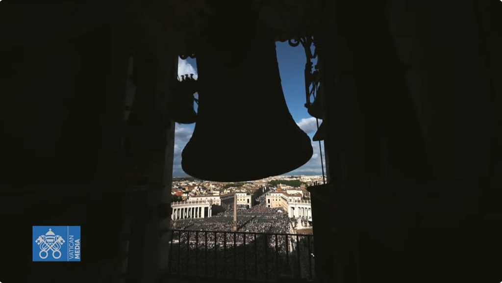Conclave 2025 fumata bianca campane