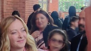 la premier Meloni a Lissone per la comunione della nipote