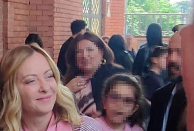 la premier Meloni a Lissone per la comunione della nipote