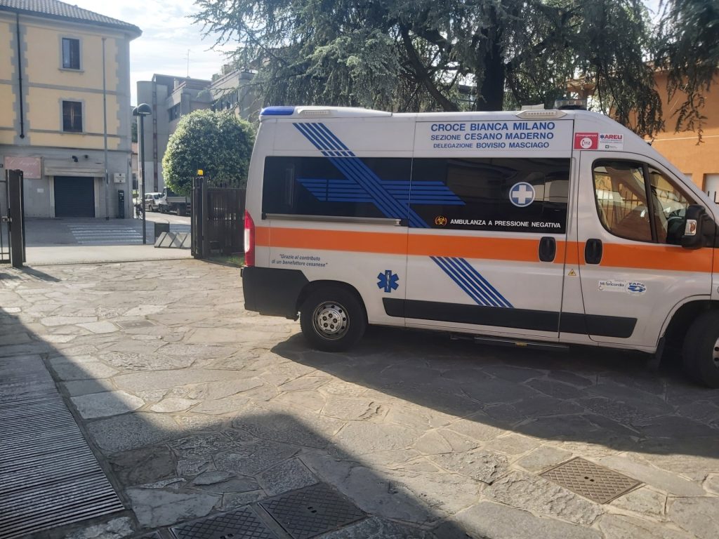 Bovisio Masciago malore in chiesa