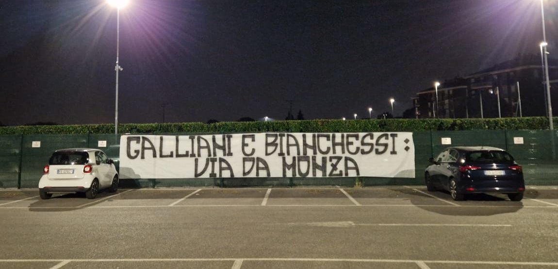 Calcio Monza striscione a Monzello