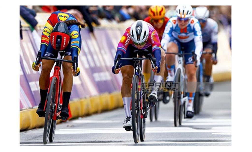 Seregno ciclismo Confalonieri Maria Giulia terza da sinistra in Belgio 2025