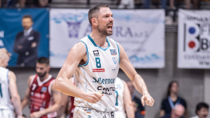 Basket Paladesio Cantù promossa in Serie A: la serie con Rimini finisce 3-0 - foto Pall. Cantù