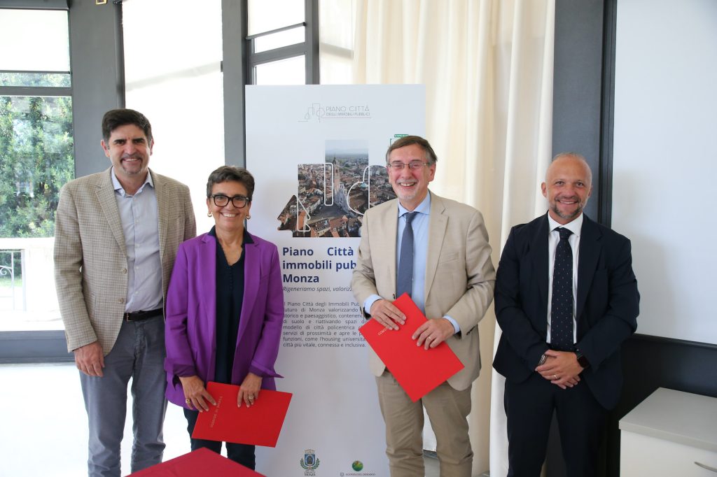 Monza, accordo col Demanio per le aree dismesse: direttrice Alessandra Dal Verme e sindaco di Monza Paolo Pilotto - foto Radaelli