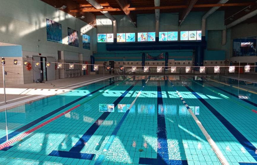 Monza centro natatorio piscina Pia Grande via Murri