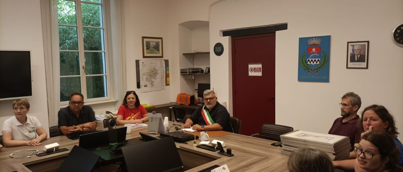 Arcore protesta lavoratori Peg Perego tavolo con sindaco Maurizio Bono