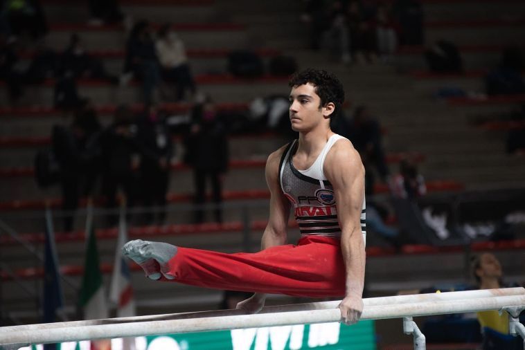 Ginnastica Pro Carate Villa Riccardo alle parallele
