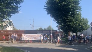 Arcore 12 luglio 2025 manifestazione No Pedemontana dalla stazione Fs verso Bernate passando da via Casati