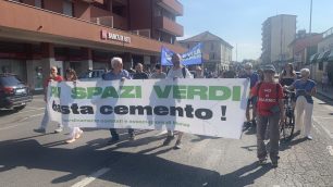 Arcore 12 luglio 2025 manifestazione No Pedemontana dalla stazione Fs verso Bernate passando da via Casati